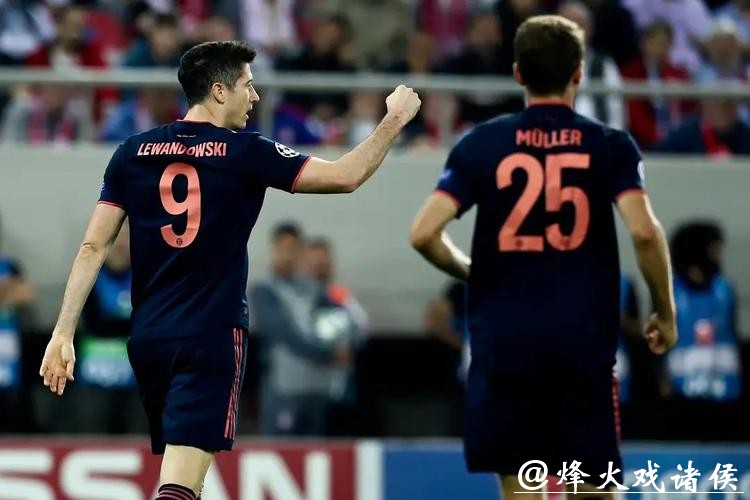 德甲-莱万+穆勒+蒂亚戈连场破门 拜仁客场3-1告捷